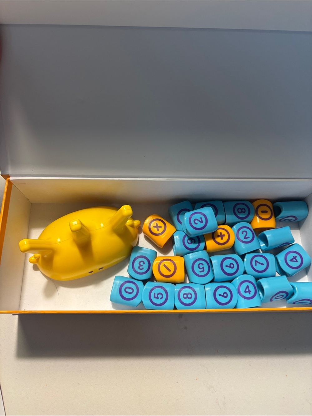 Plugo by Shifu Learning Set – Gamepad + Count Math Kit for iPad/Tablet - Picture 3 of 4